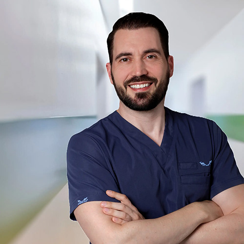 Dr. med. dent. Johannes Kreutzer M.Sc. Zahnarzt Inhaber der Praxis